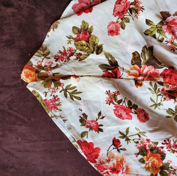 Super thin barley there shorts - Picture 2 of 3